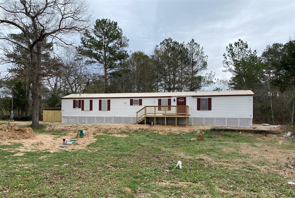 16066 North Loop Drive - Photo 0