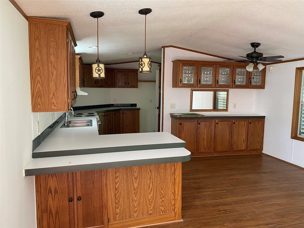 16066 North Loop Drive - Photo 2