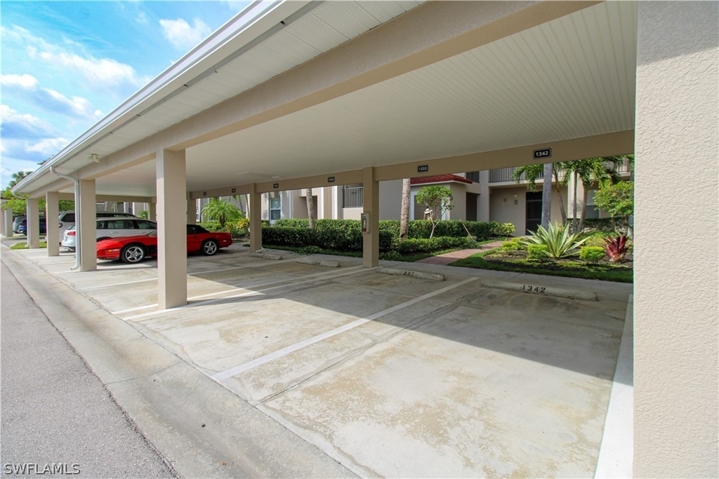 10313 Heritage Bay Boulevard - Photo 8