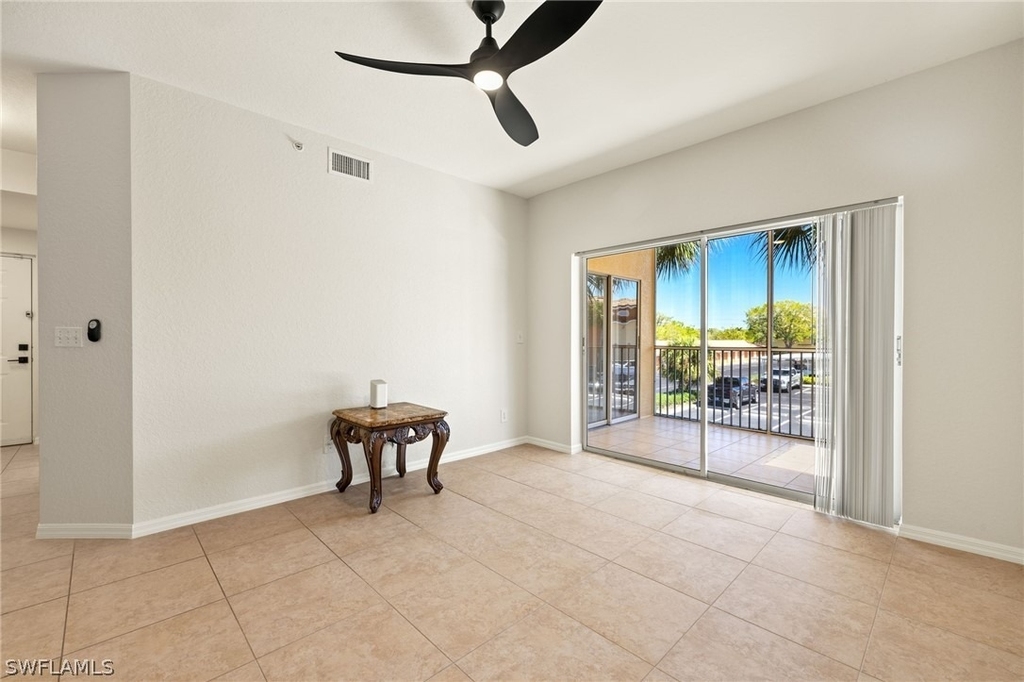 6401 Aragon Way - Photo 3