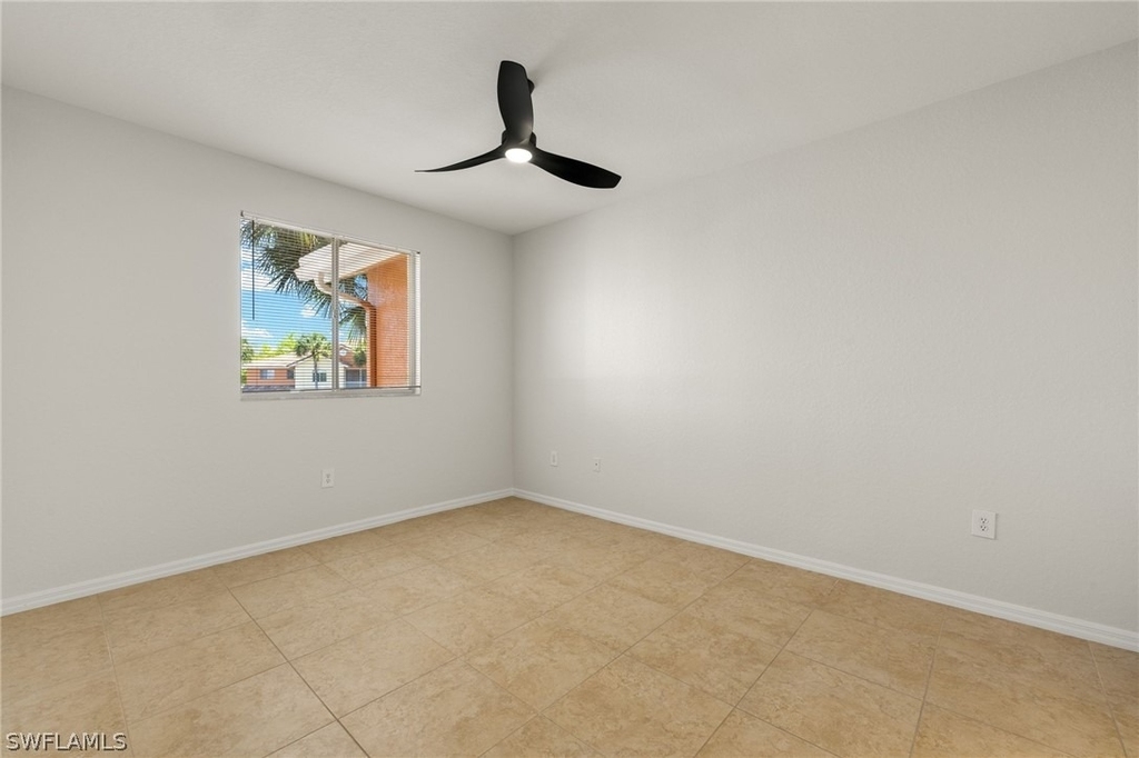 6401 Aragon Way - Photo 12