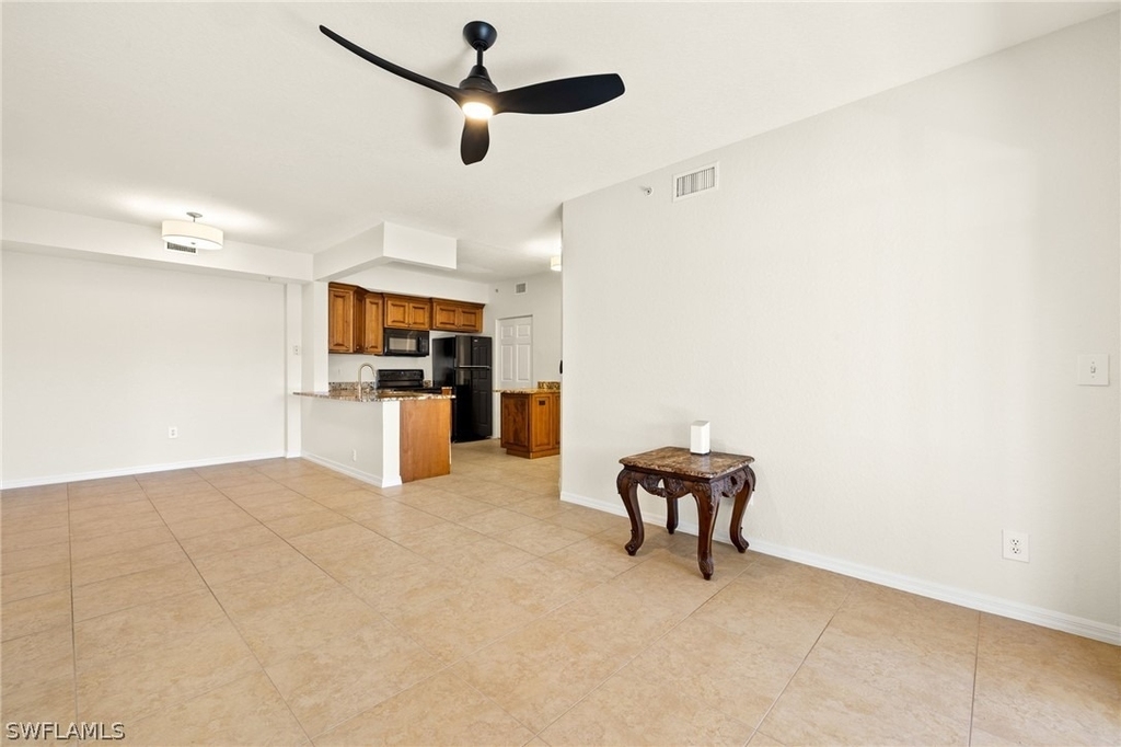 6401 Aragon Way - Photo 4