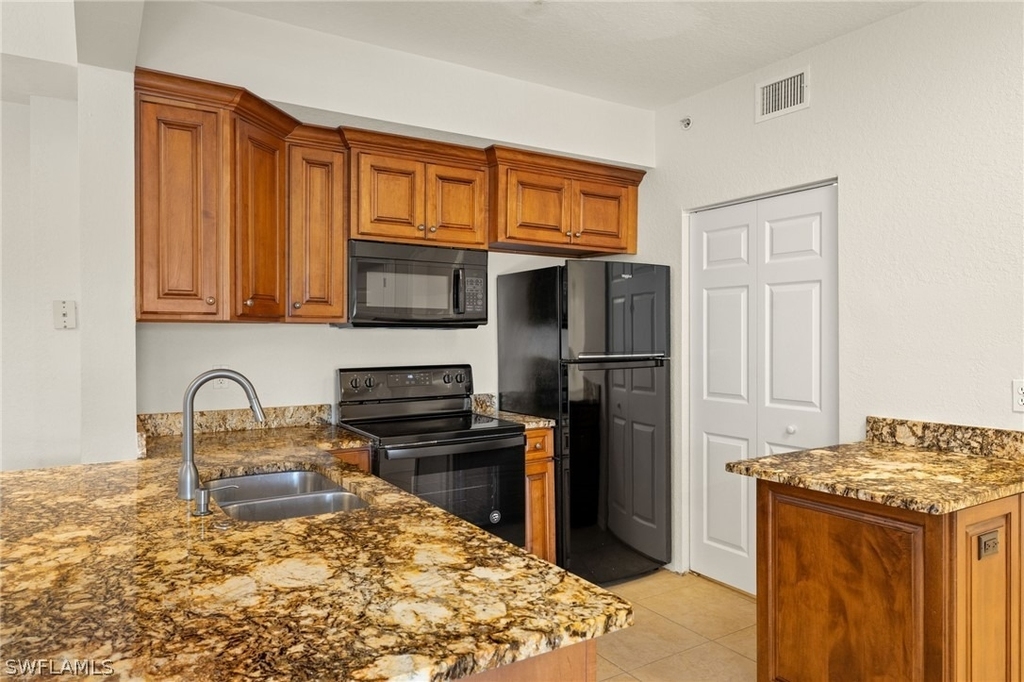 6401 Aragon Way - Photo 7