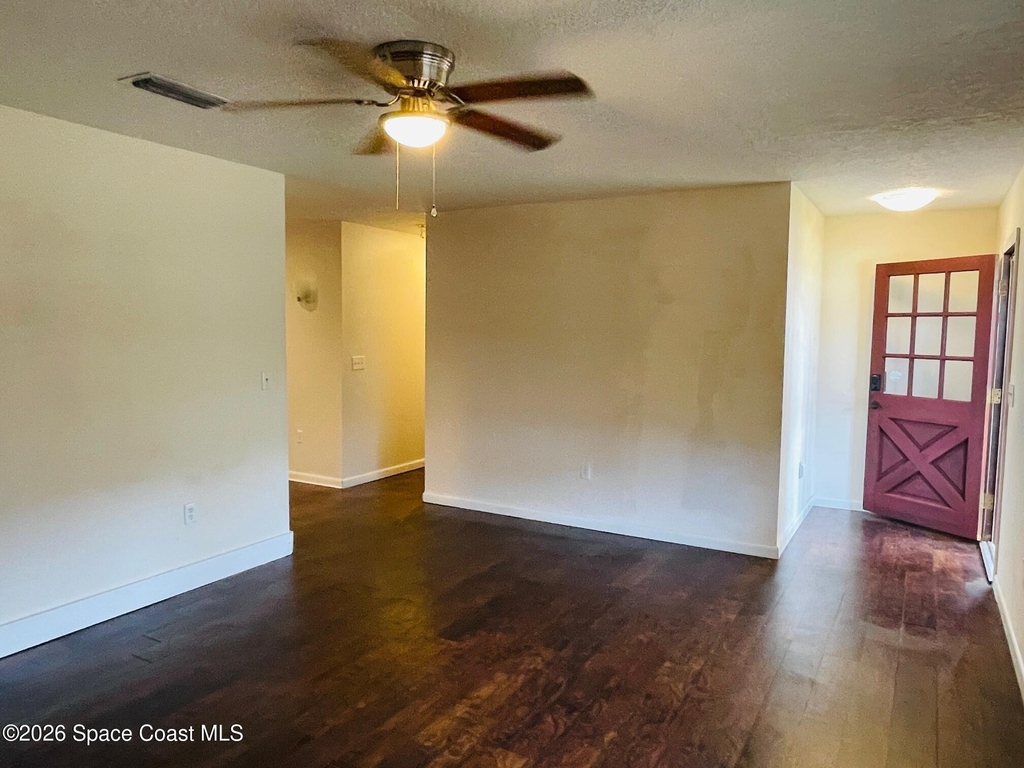 2235 Macedo Road Ne - Photo 6