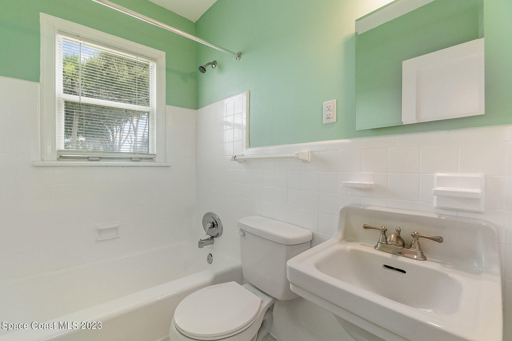 533 E Lincoln Avenue - Photo 11