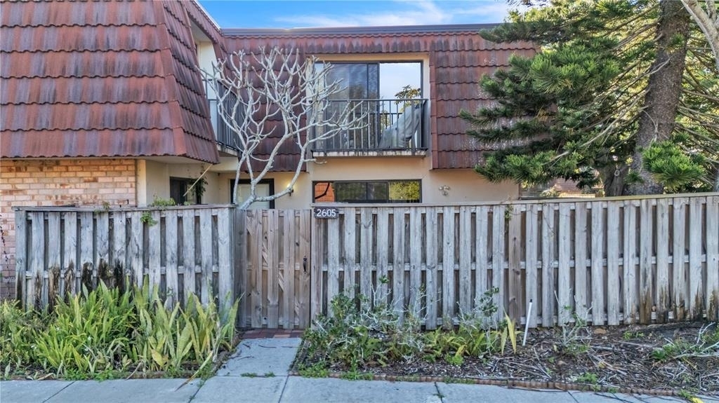 2605 10th Court - Photo 7
