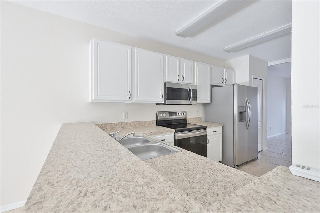 15843 Fishhawk View Drive - Photo 1