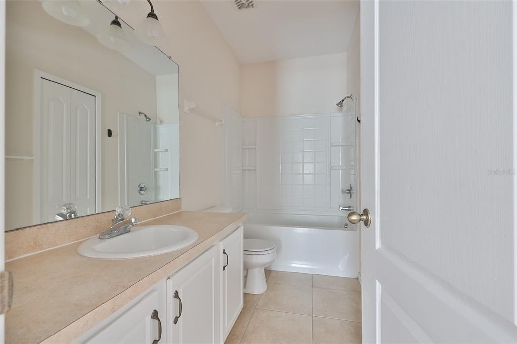 15843 Fishhawk View Drive - Photo 18