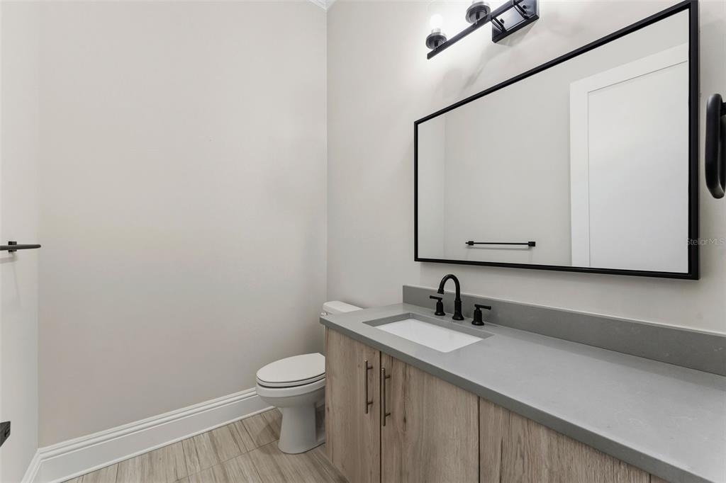 481 W Davis Boulevard - Photo 17