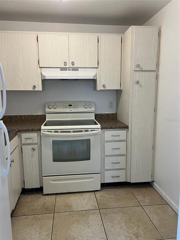8701 4th Street N - Photo 11