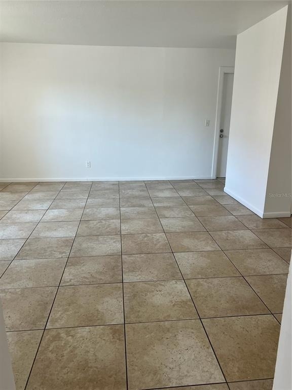 8701 4th Street N - Photo 6