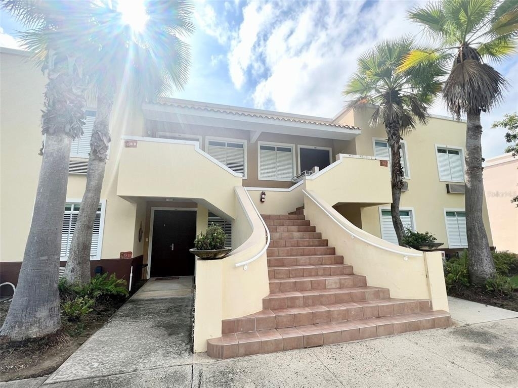 180 Palmas Drive - Photo 1