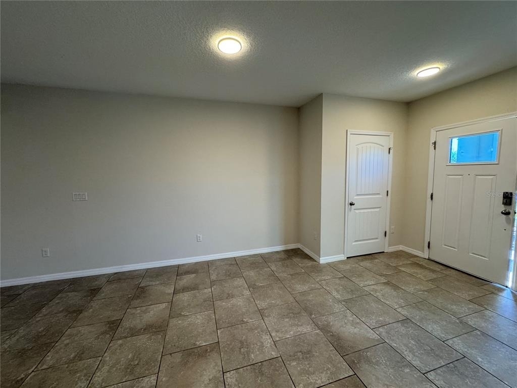 16917 Tesla Alley - Photo 8