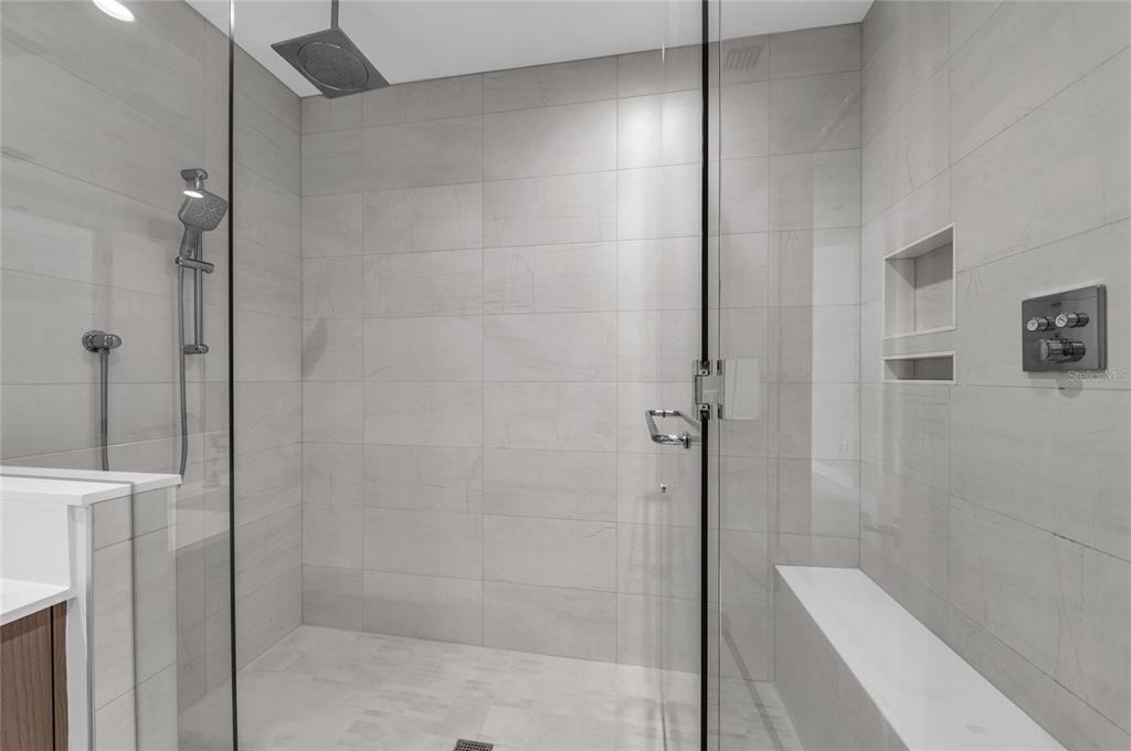 275 1st Avenue S - Photo 33