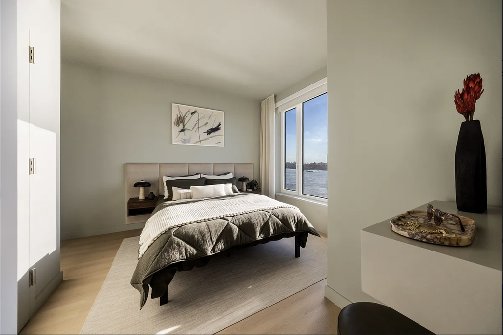 18 India Street - Photo 4