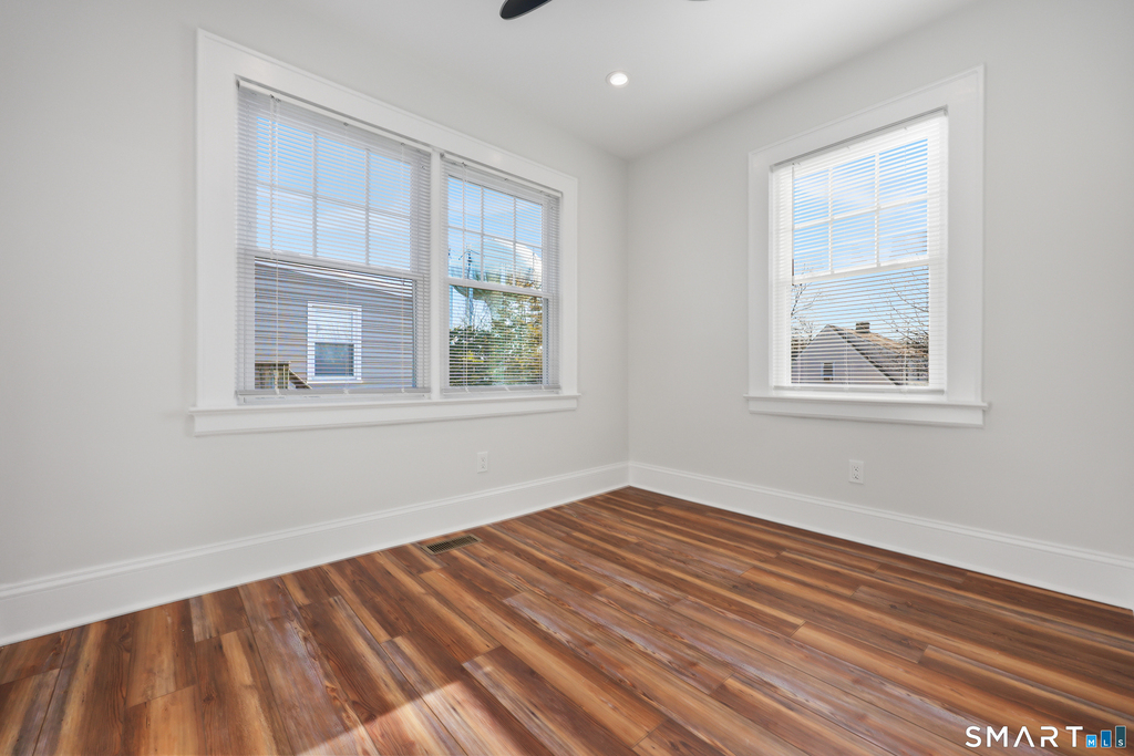 60 Walter Avenue - Photo 23