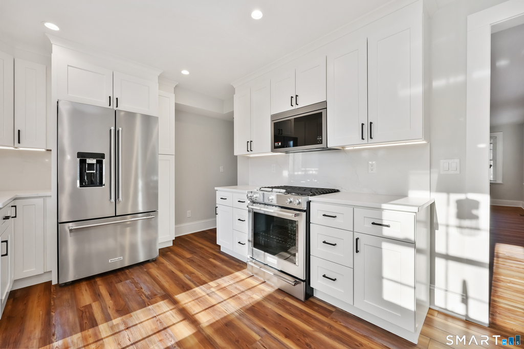 60 Walter Avenue - Photo 2