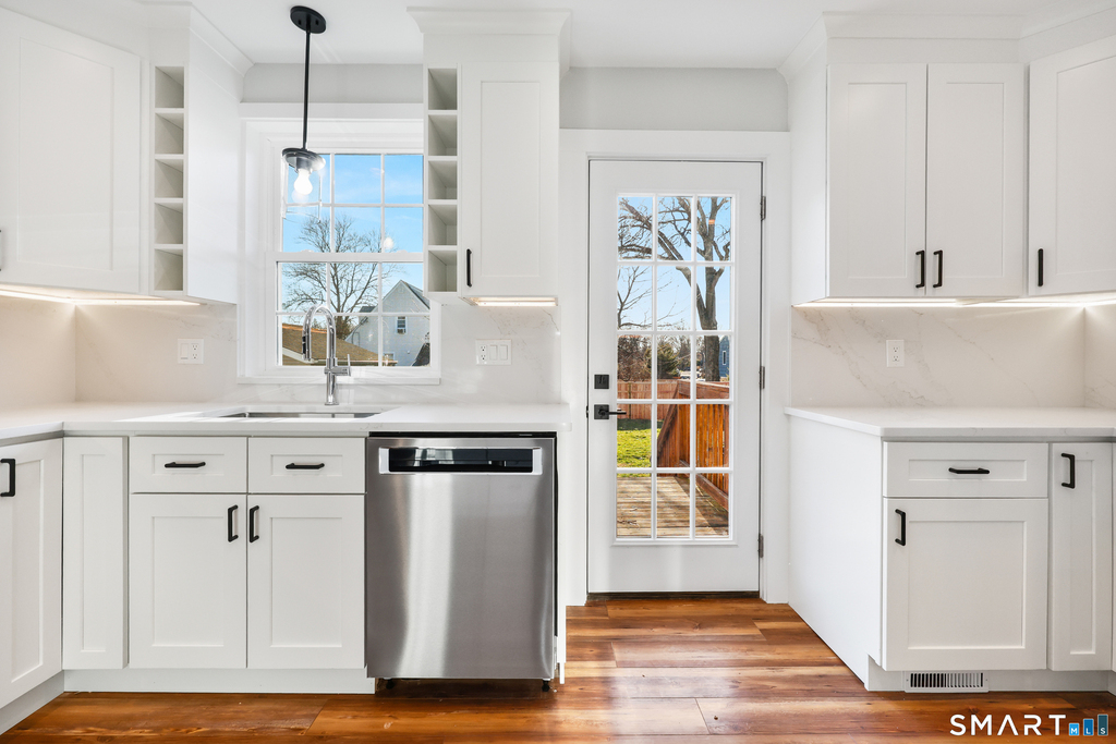 60 Walter Avenue - Photo 7