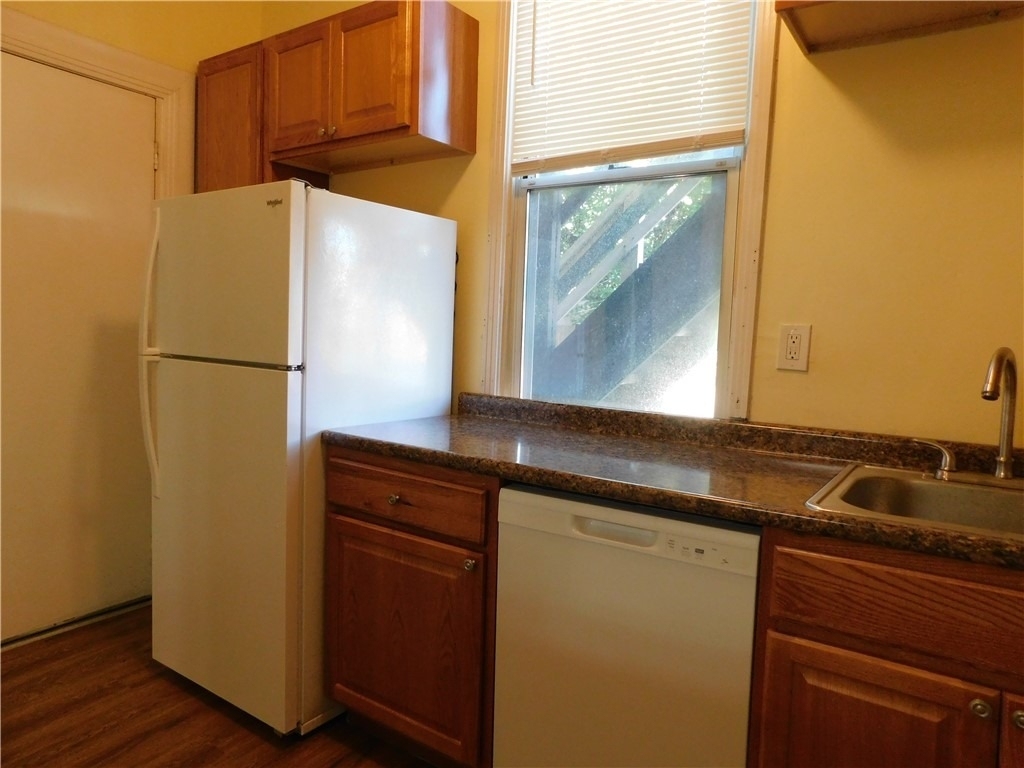 238 Lehigh Ave - Photo 8