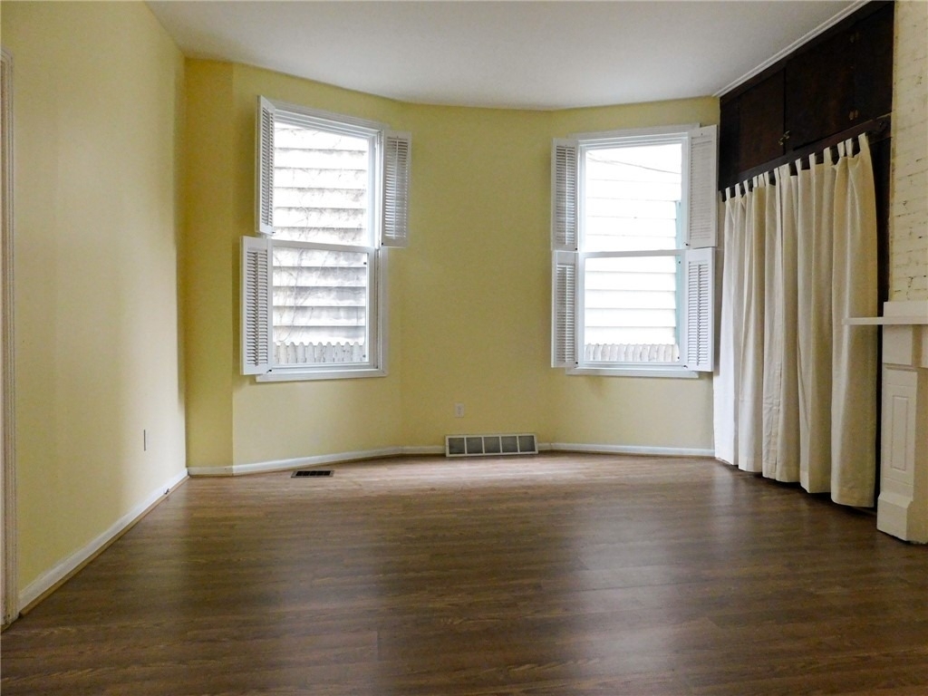 238 Lehigh Ave - Photo 1