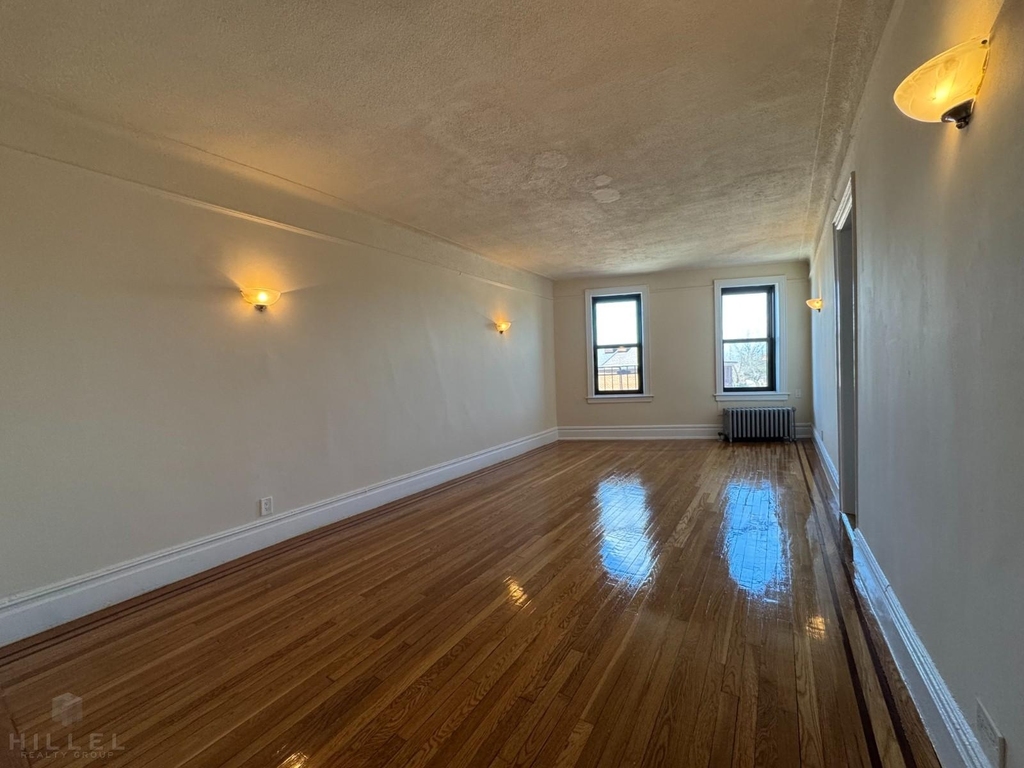 36-14 165th St - Photo 3