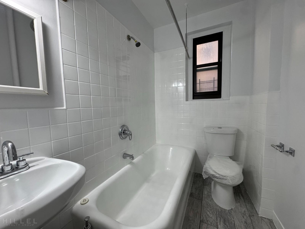 36-14 165th St - Photo 6