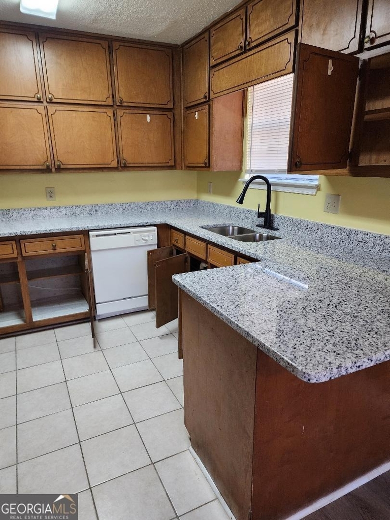 8306 Mountain Pass - Photo 2