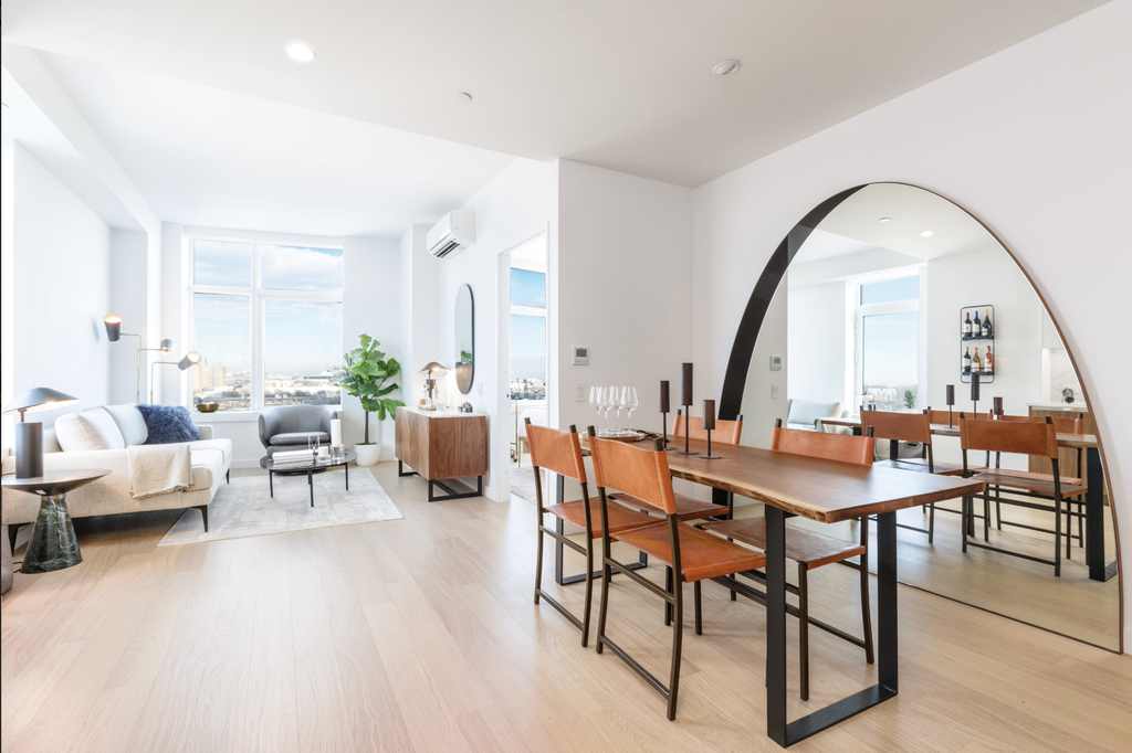 123 Linden Blvd - Photo 1