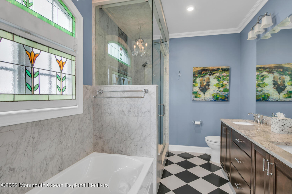 812 Claridge Drive - Photo 9