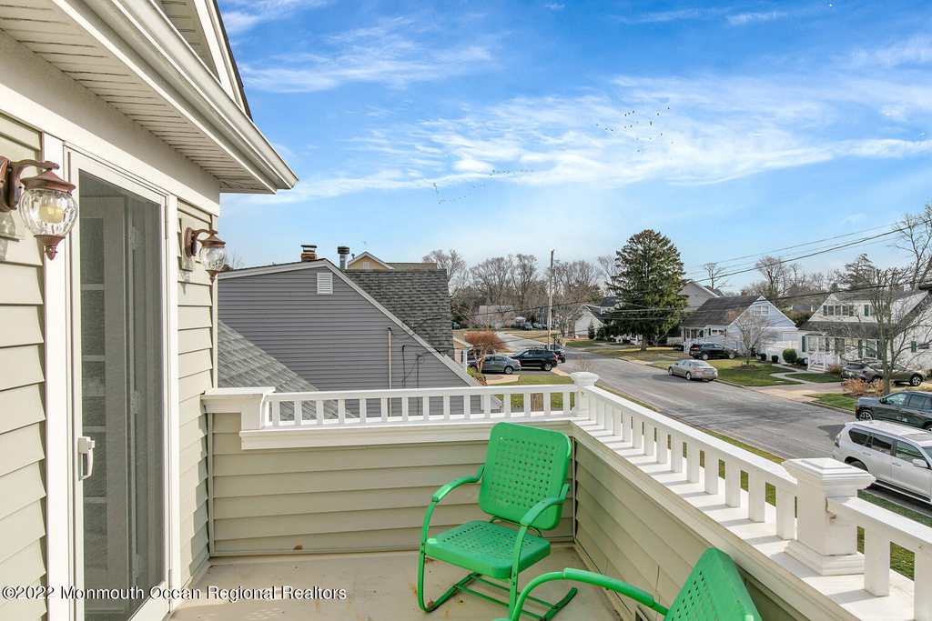 812 Claridge Drive - Photo 22
