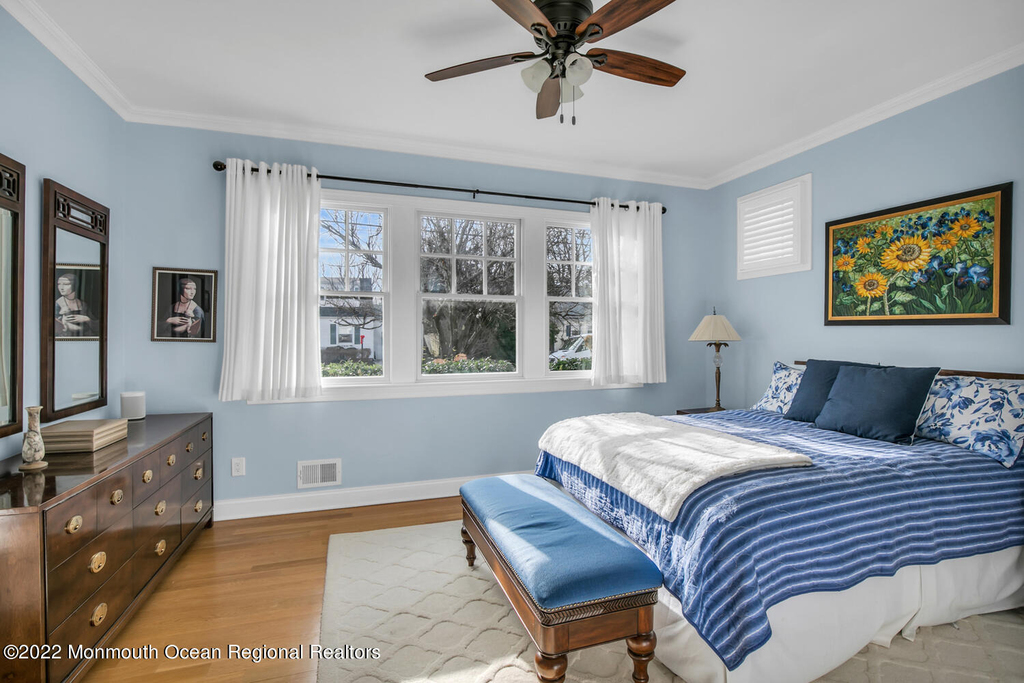 812 Claridge Drive - Photo 7