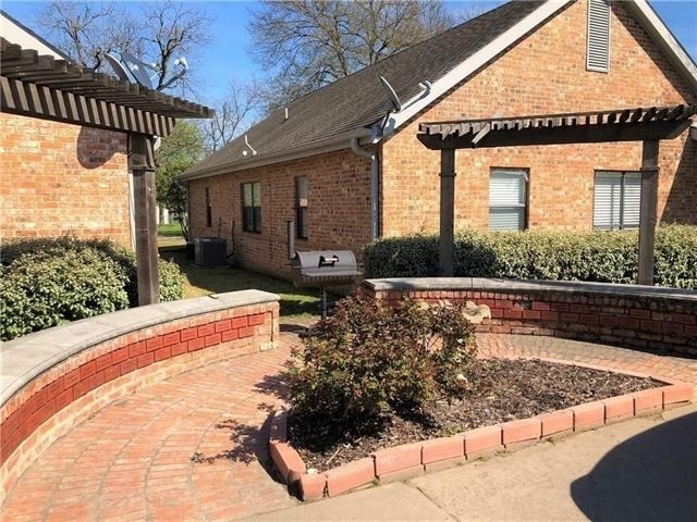 503 N Washington Street - Photo 3