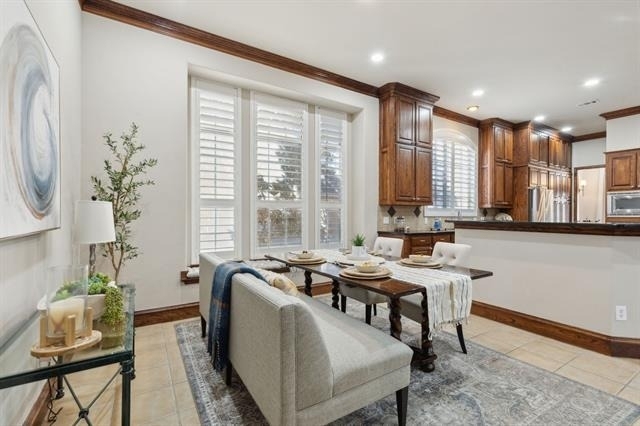 7647 Daylily Way - Photo 4