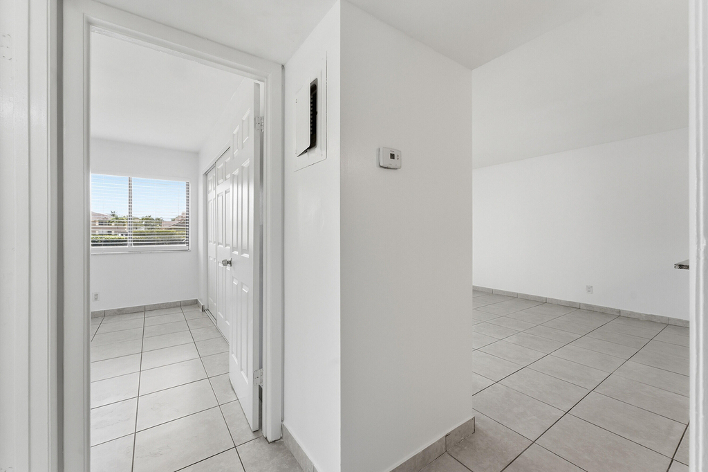 2671 Riverside Drive - Photo 21