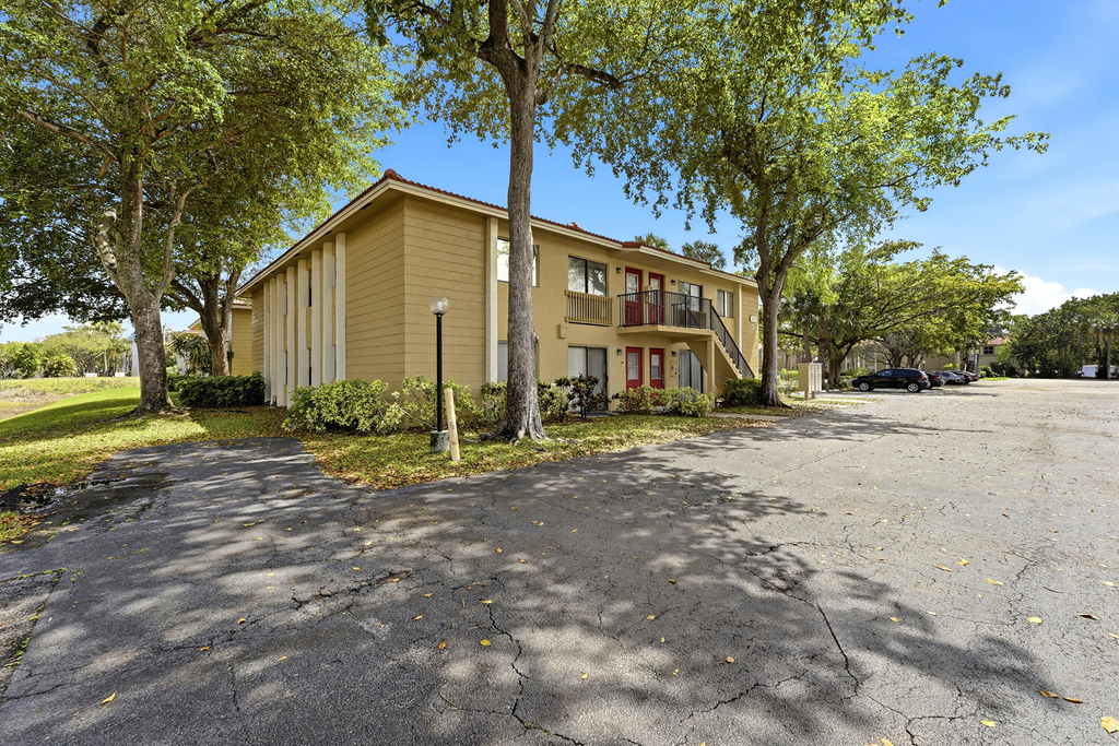 2671 Riverside Drive - Photo 1