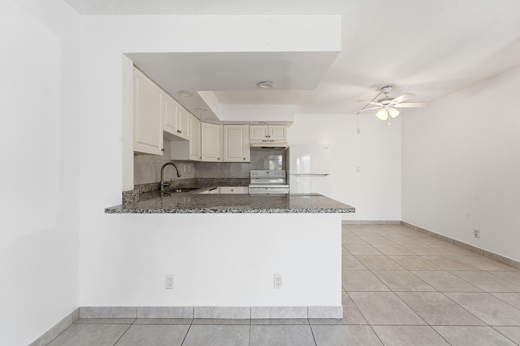 2671 Riverside Drive - Photo 8