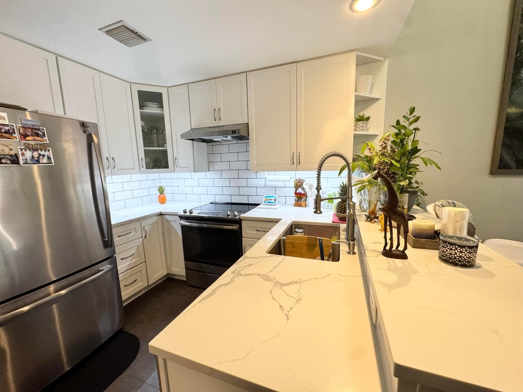 7174 Sportsman Drive - Photo 2