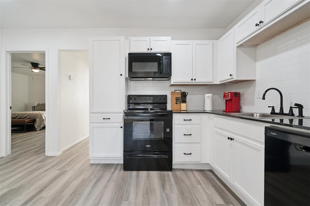 1200 Ne 17th Street - Photo 13