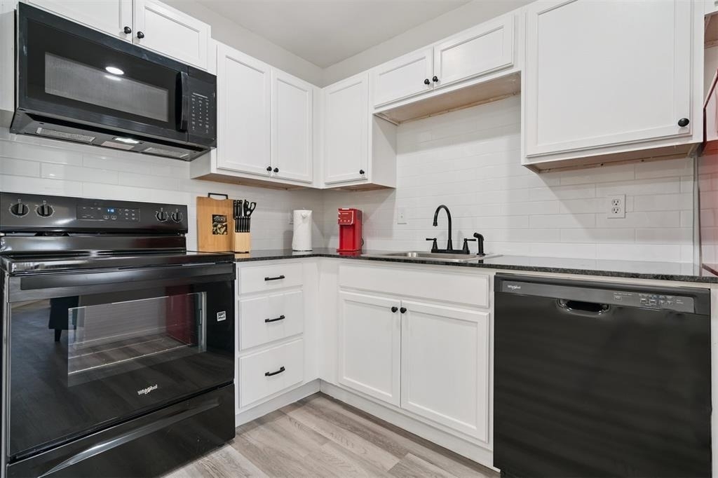 1200 Ne 17th Street - Photo 12