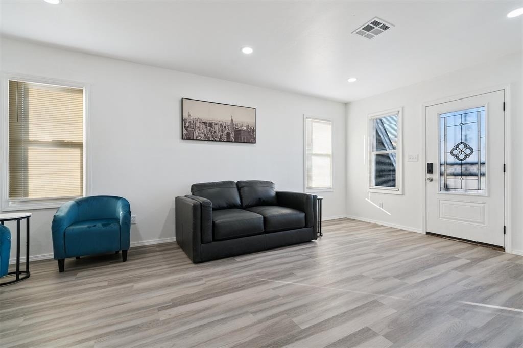 1200 Ne 17th Street - Photo 8