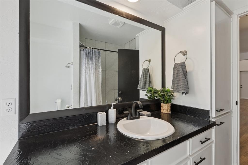 12508 Green Valley Drive - Photo 24