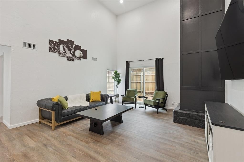 12508 Green Valley Drive - Photo 6