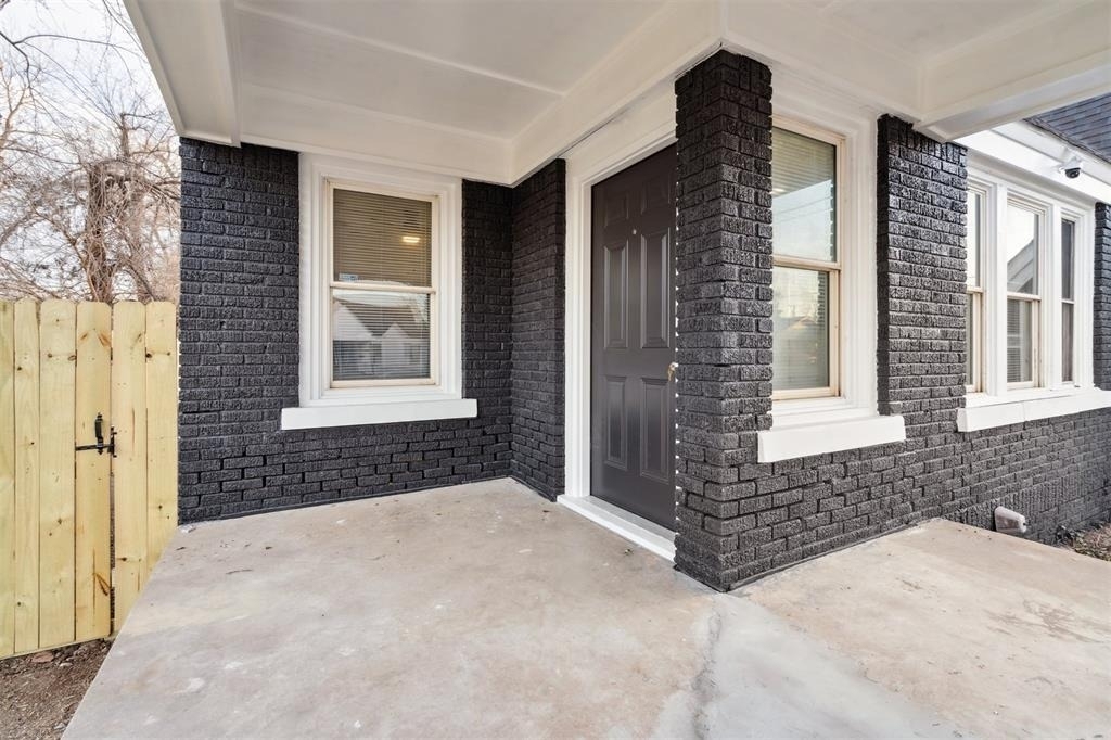 1200 Ne 17th Street - Photo 2