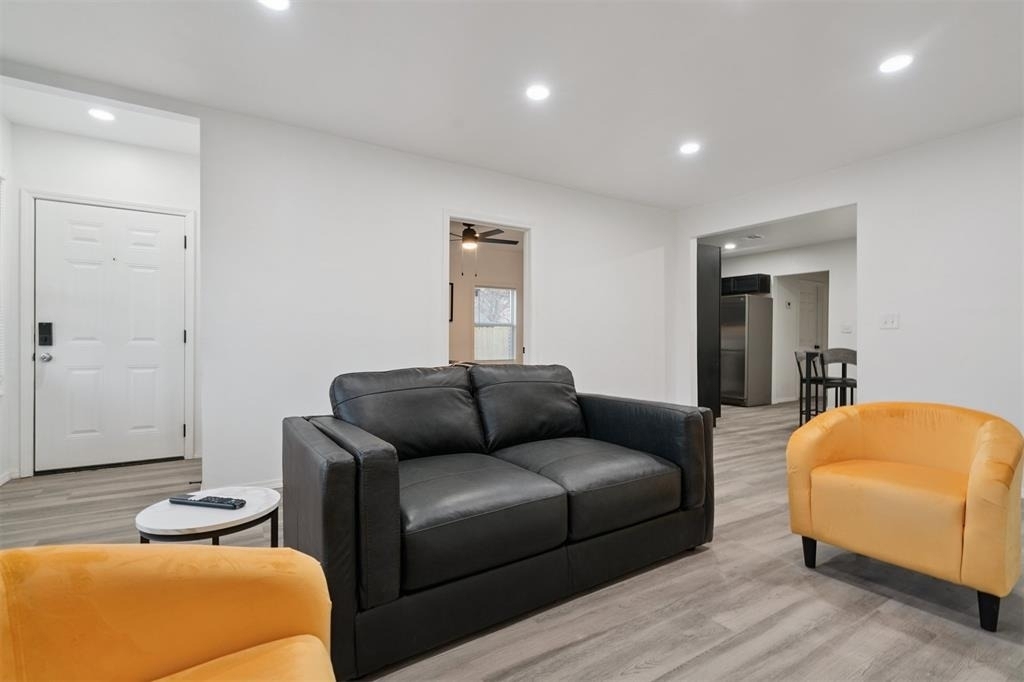 1200 Ne 17th Street - Photo 4