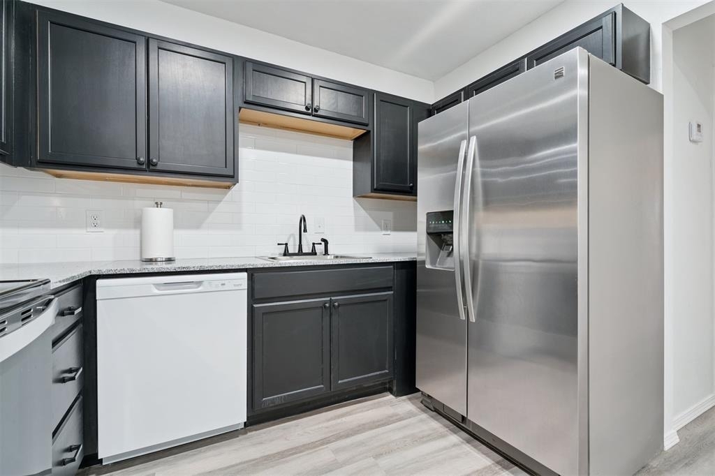 1200 Ne 17th Street - Photo 13