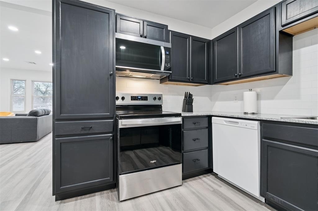 1200 Ne 17th Street - Photo 12