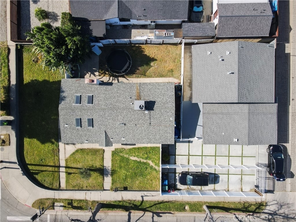15803 Chatsworth Street - Photo 32