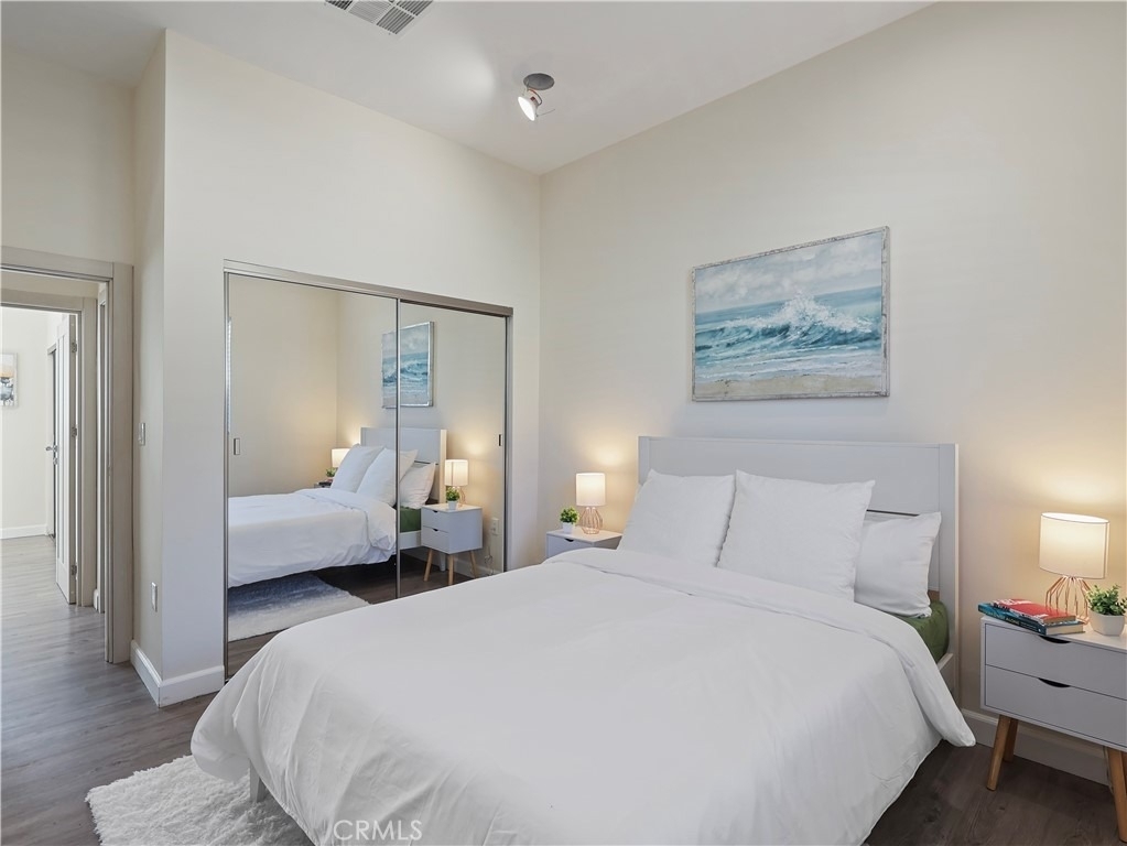 15803 Chatsworth Street - Photo 28