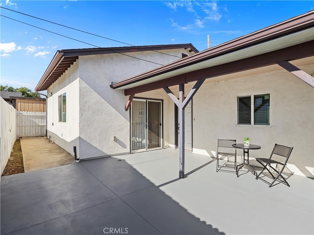 15803 Chatsworth Street - Photo 6
