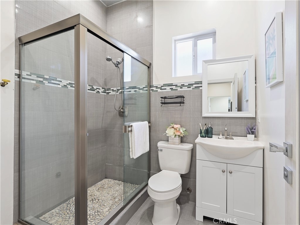 15803 Chatsworth Street - Photo 26